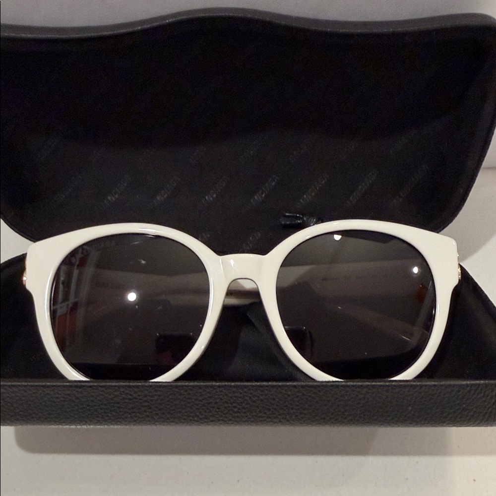 Balenciaga Classic White Sunglasses - Picture 11 of 12